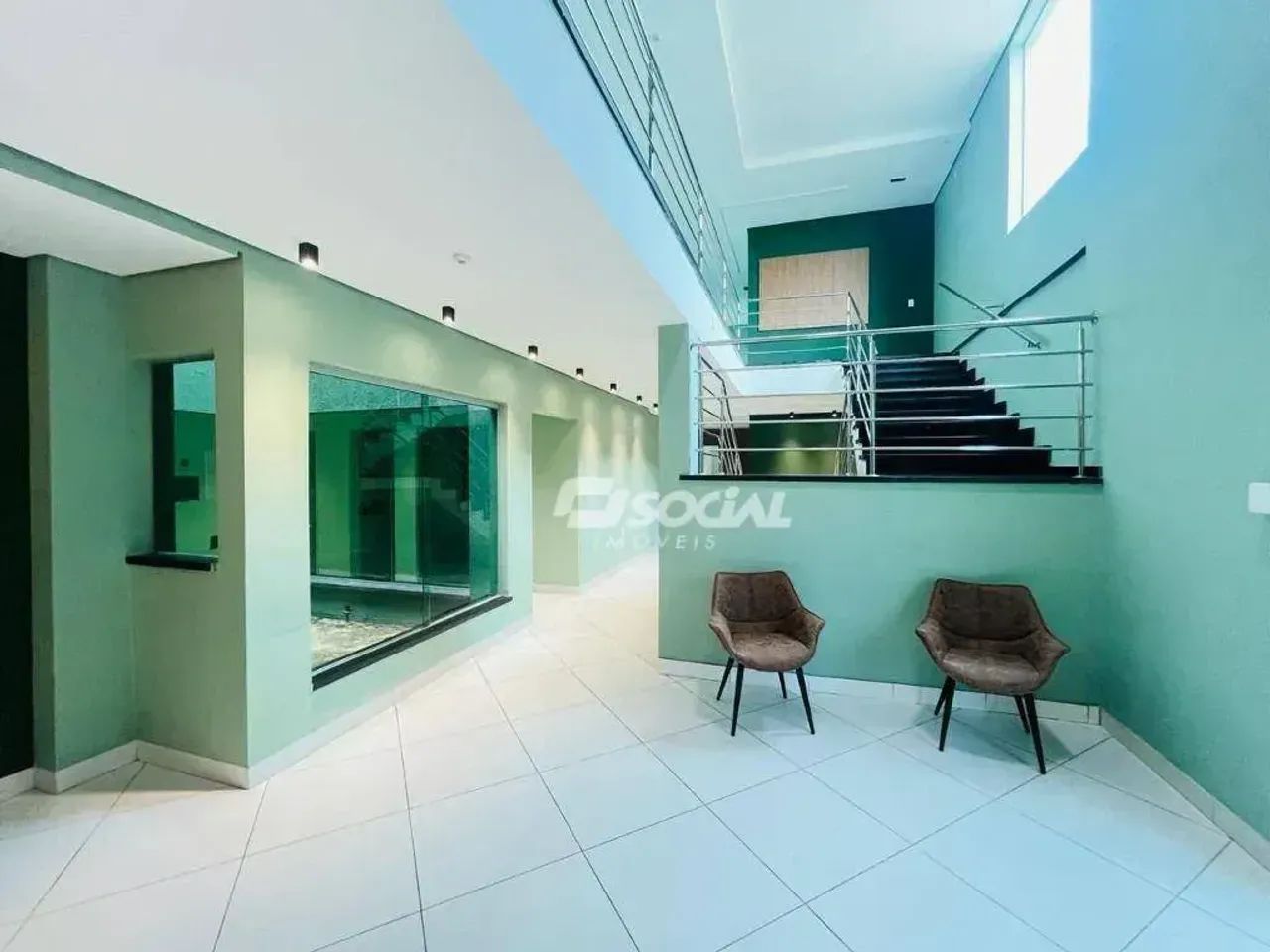 Excelente prédio semi-mobiliado para locação com amplo espaço, climatizado e localização p - Foto 4