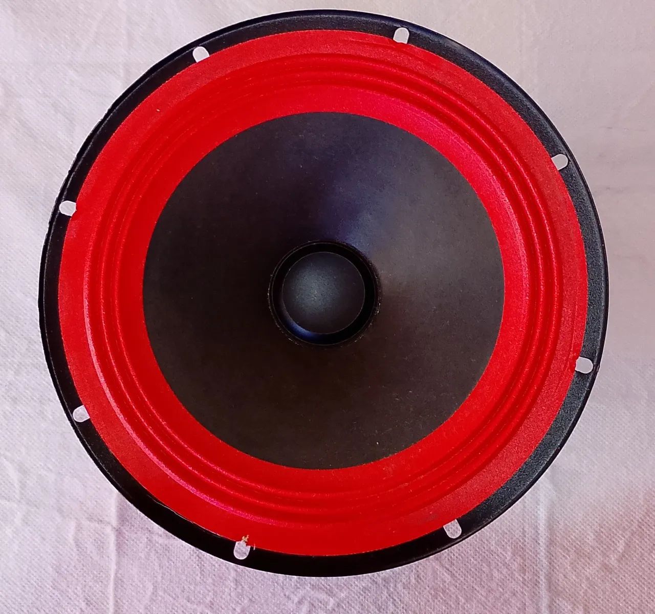 1 Alto falante 8 polegadas 3 Ohms (Retirado da caixa AMVOX GIGANTE 2)