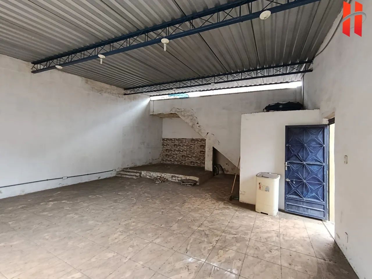 Galpão Comercial em Dr. Laureano - Duque de Caxias/RJ - Foto 2