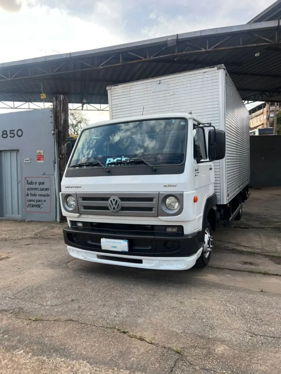 VW 8.160 BAÚ CARGA SECA |  2016/2017