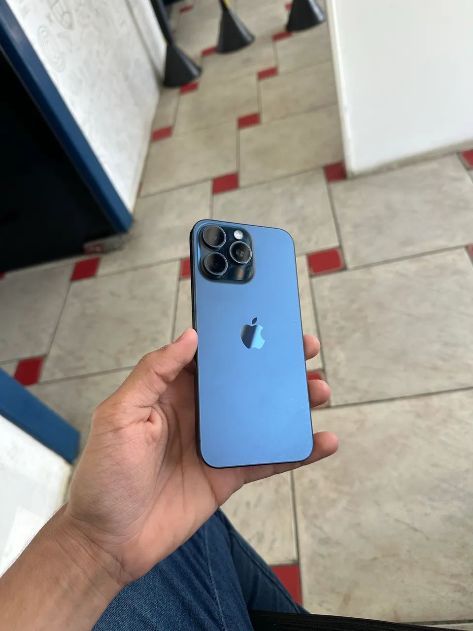 iPhone 15 Pro Max  - Foto 2