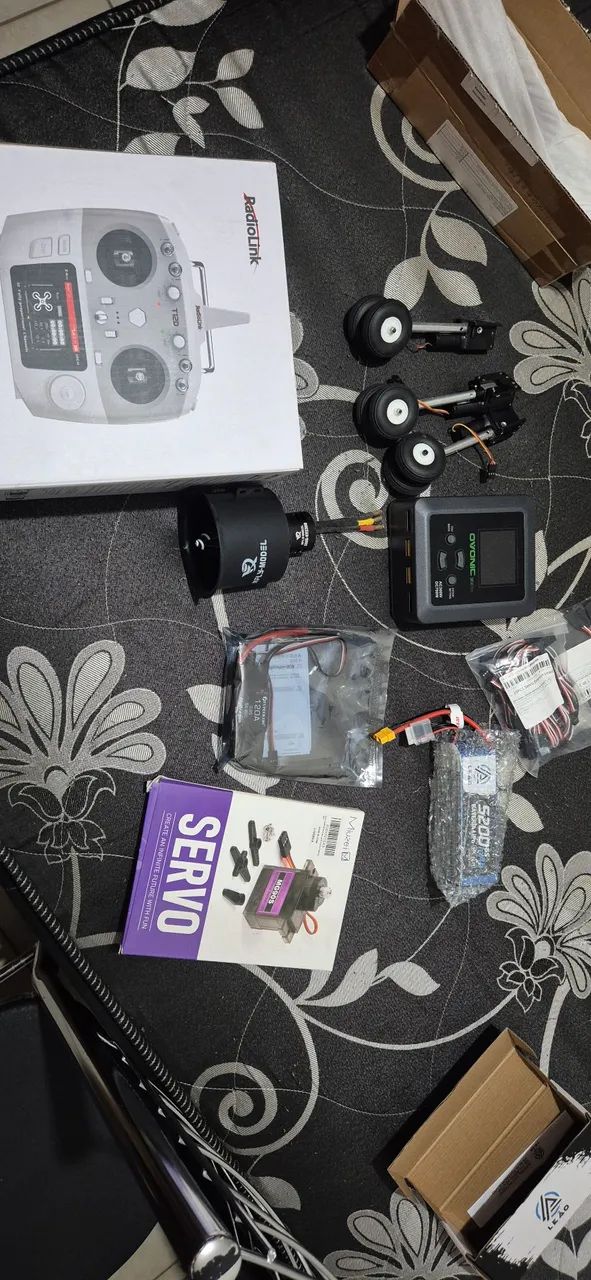 Kit aeromodelo edf 80mm e controle t12d com bateria