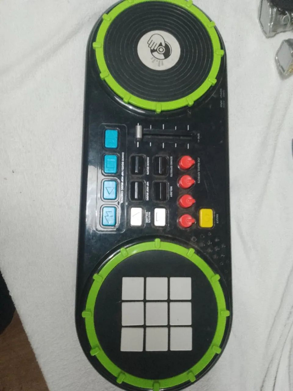 Pick UP DJ brinquedo funcionando 