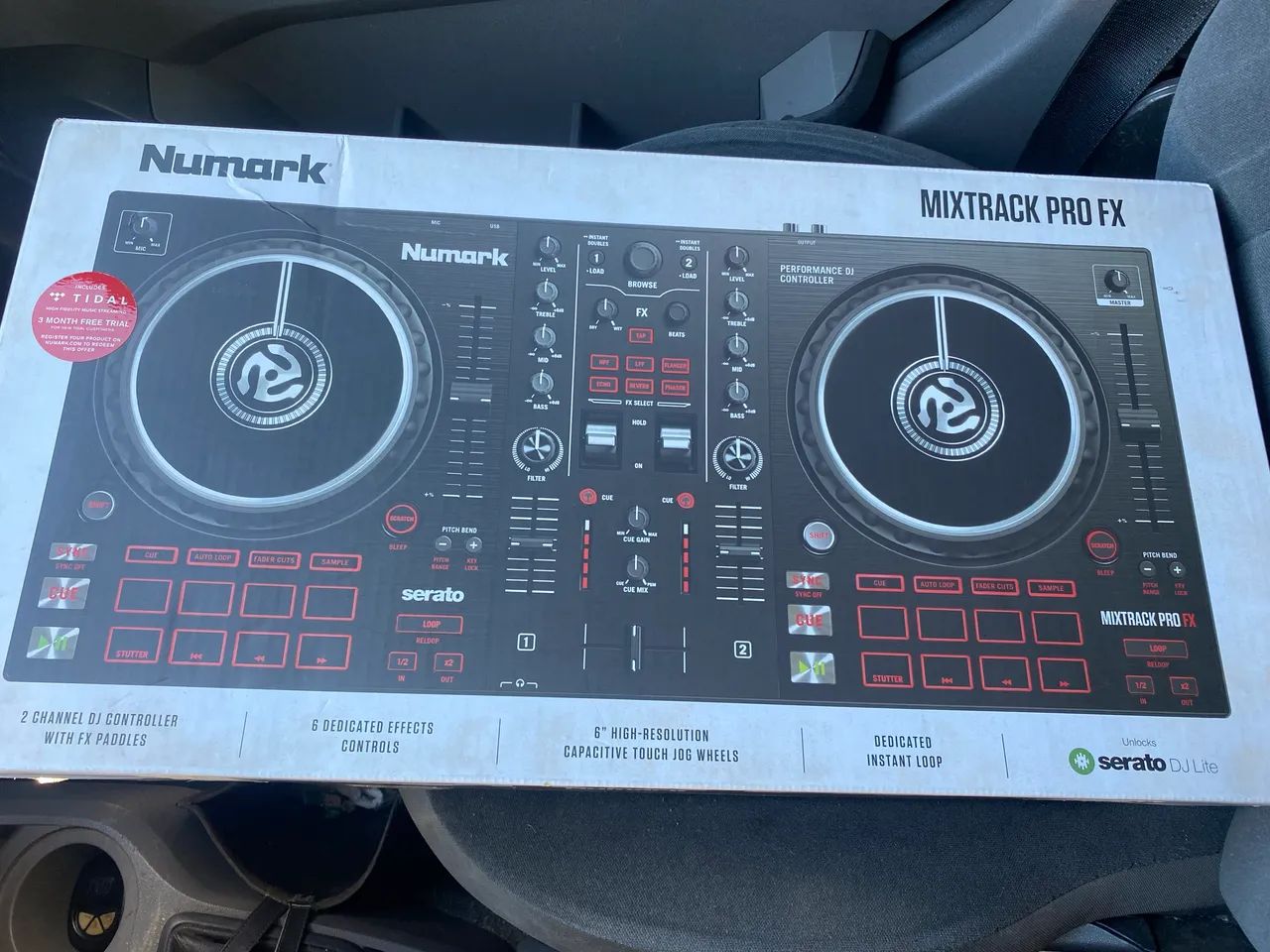 Controlador Numark de DJ USB Mixtrack Pro FX preto