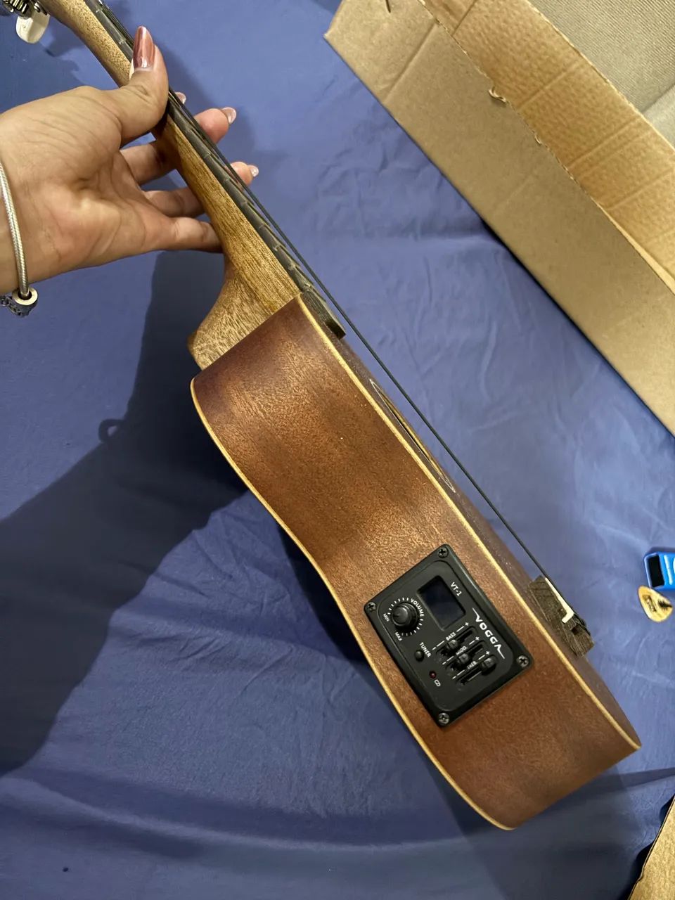 Ukulele Elétrico Vogga VUK309 MH - Foto 3