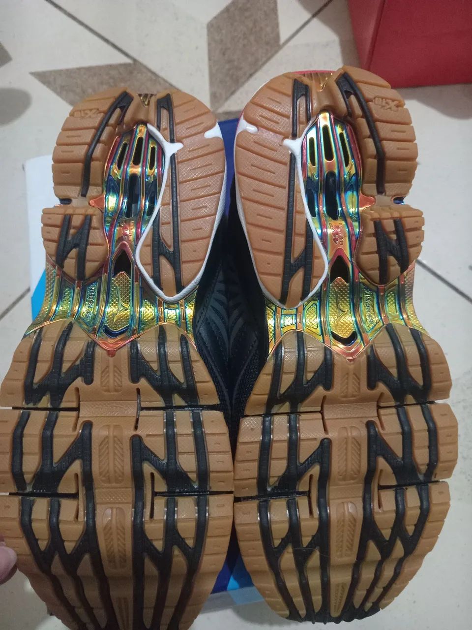 tênis mizuno futur wave prophecy  - Foto 5