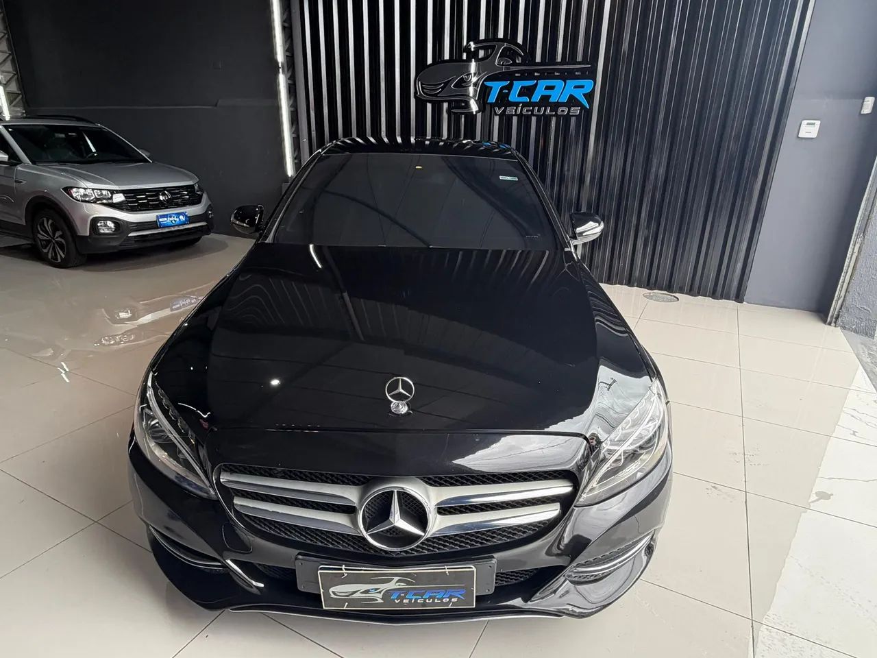 Mercedes-Benz C-180 2015