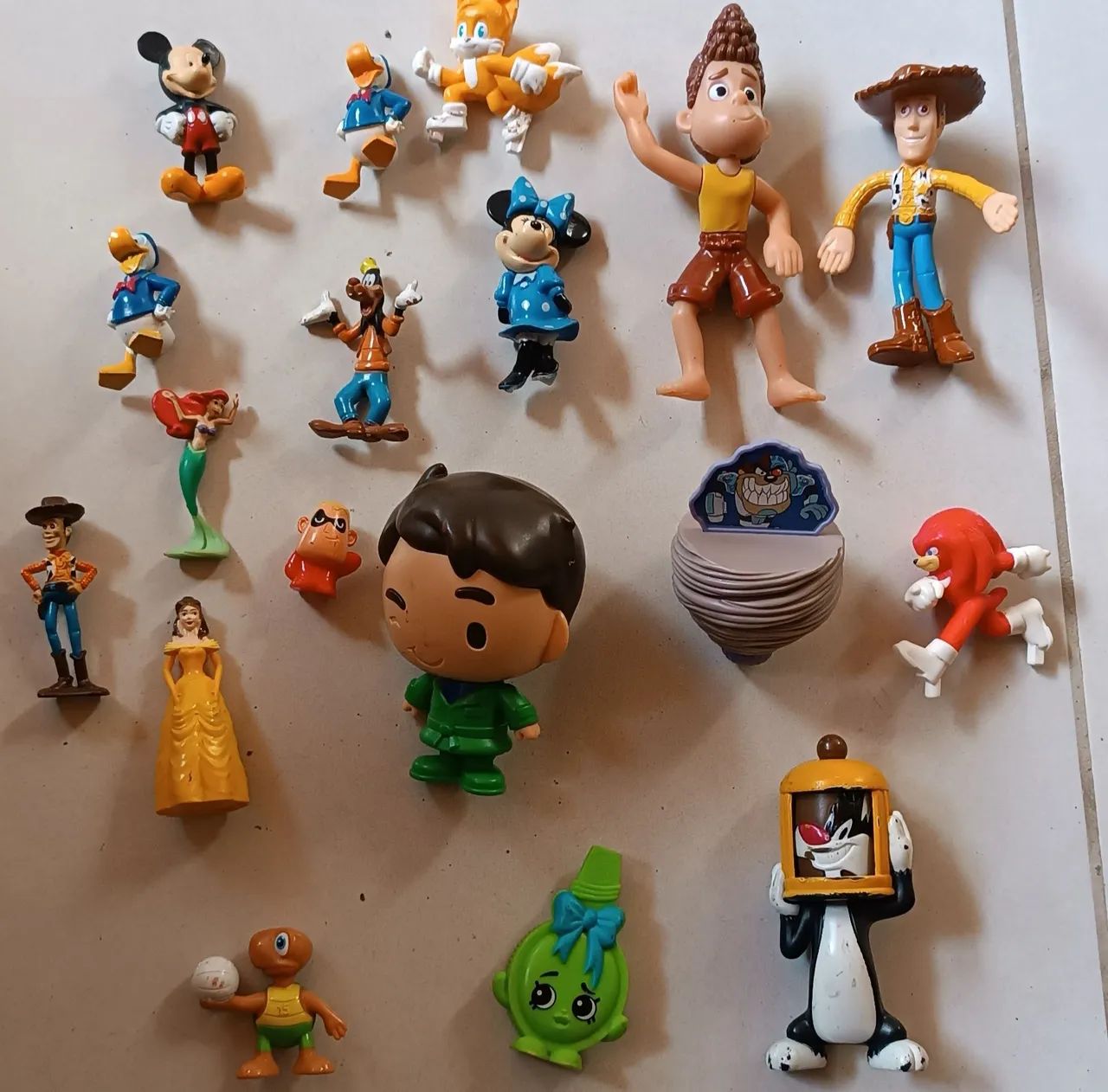 Bonecos, brinquedos  - Foto 5