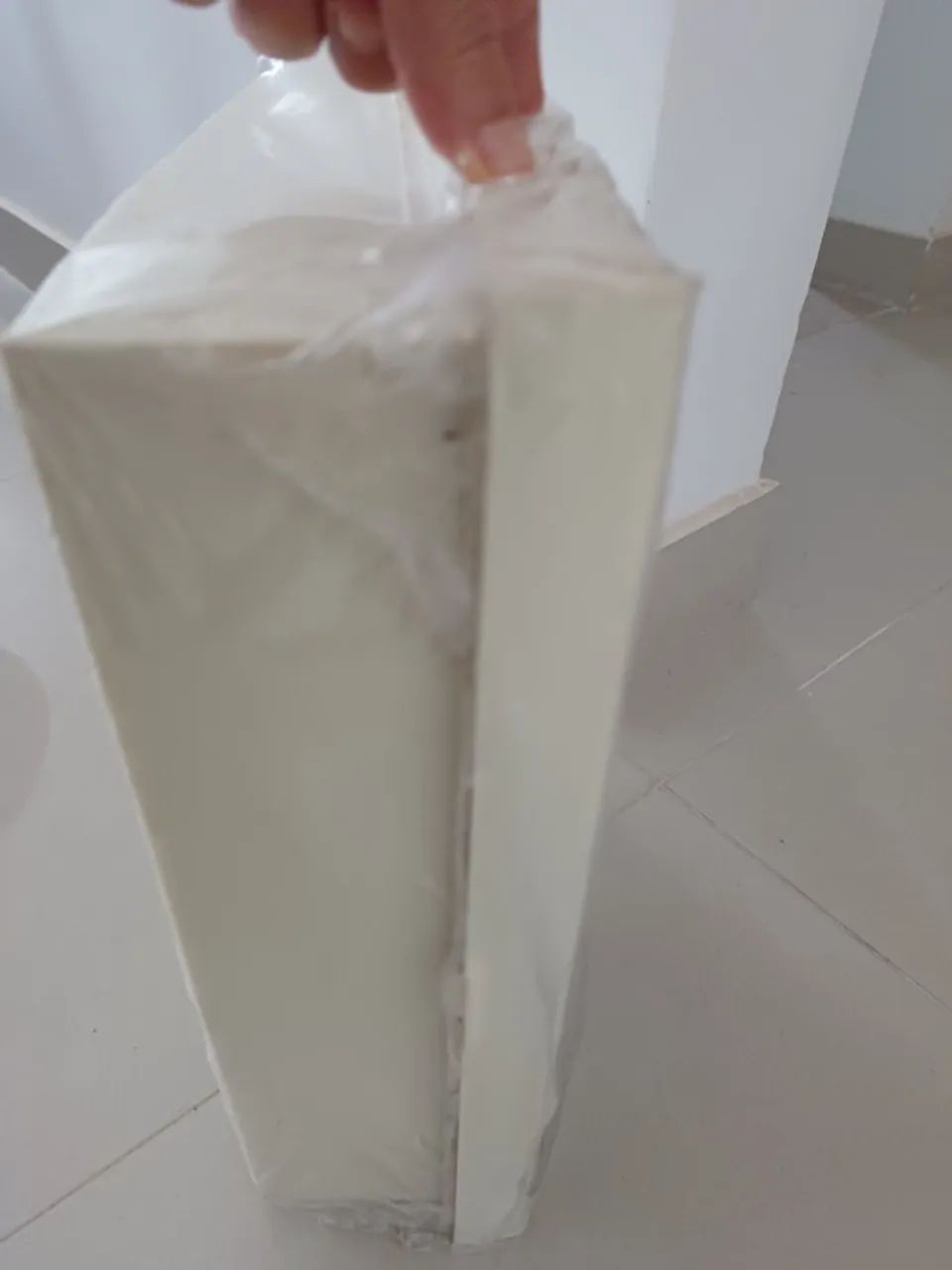 Armario pvc marca Expambox, com espelho para banheiro, sem uso - Foto 2
