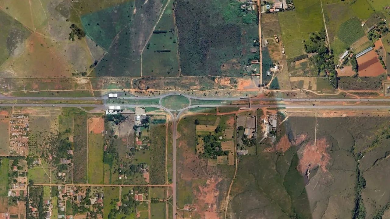 Terreno com 27.314m² de frente ao entroncamento da BR 070/ DF 180 próximo à PRF Ceilândia- - Foto 3