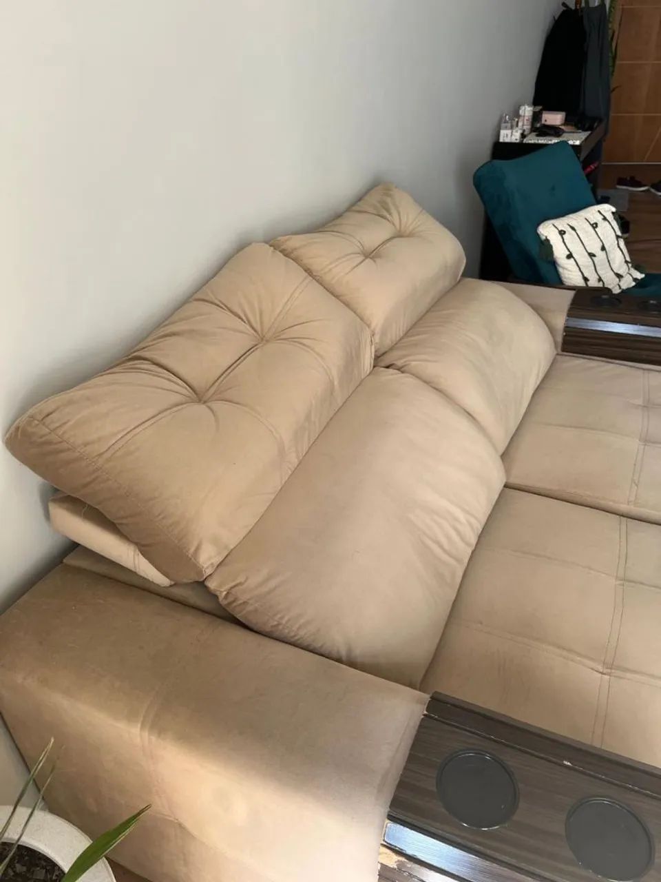 Vendo sofá retrátil de 1.80 cm semi novo - Foto 2
