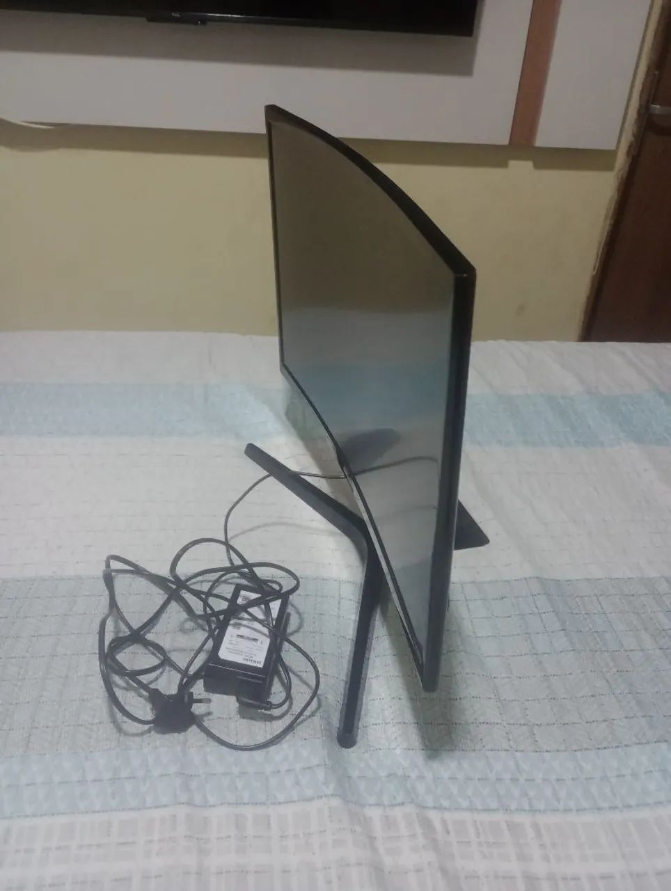 Monitor gamer curvo Samsung 24" 