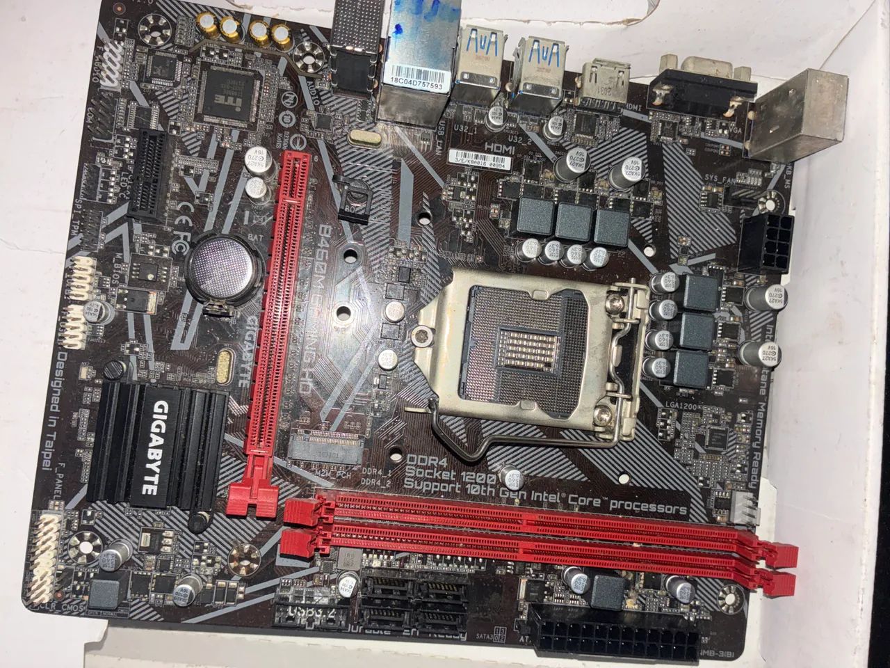 Placa mae b460m gigabyte ler descriçao