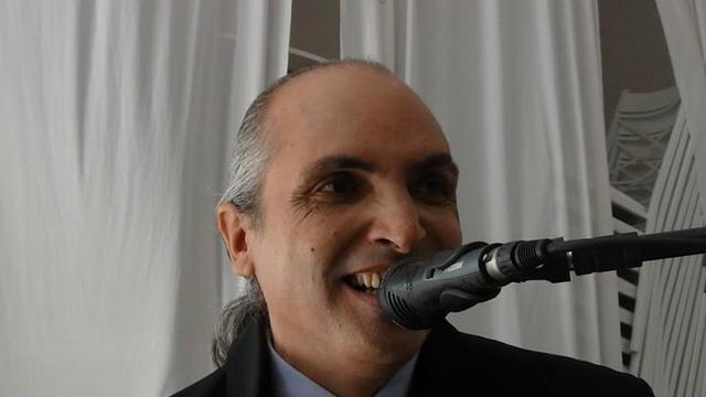 Cantor Italiano - Festa terceira idade - Reveillon Telão Iluminação -