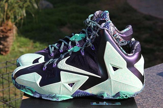 tenis lebron james xi