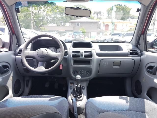 Clio Authentique 1.0 mecânico 4 portas flex - Foto 4