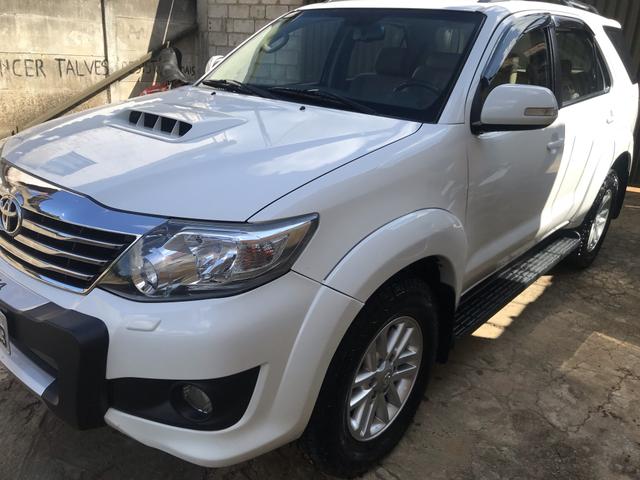 Toyota Hilux Sw4 7 lugares, Oportunidade!! - Foto 3
