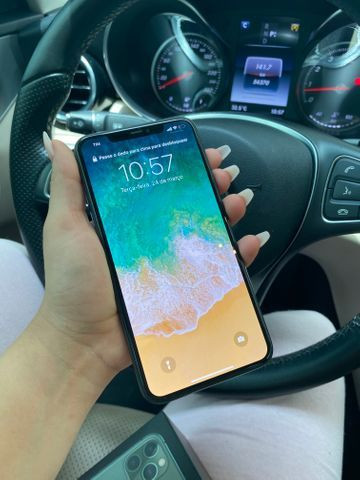 IPhone 11 pro max de 256Gb Verde meia noite - Foto 2