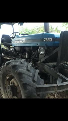 Vendo trator
