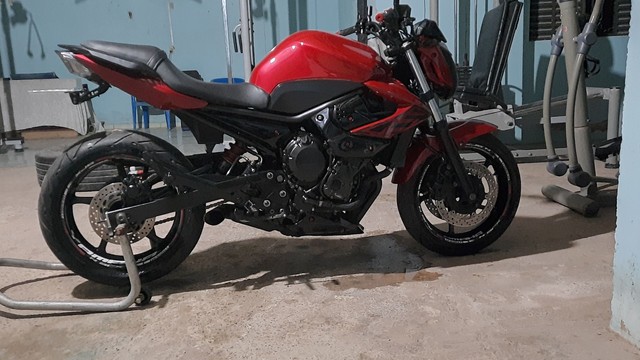 VENDE-SE XJ6 2012 COM MENOS DE 30 MIL KM VALOR: 34MIL REAIS