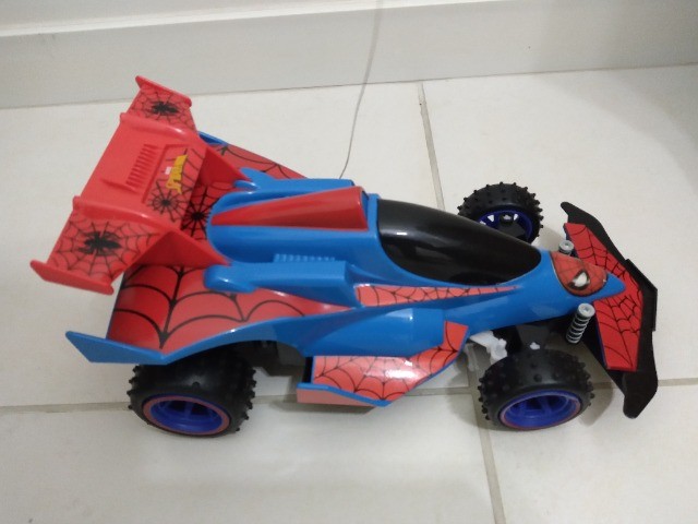 Carro de Controle Remoto Web Runner Homem Aranha - Candide