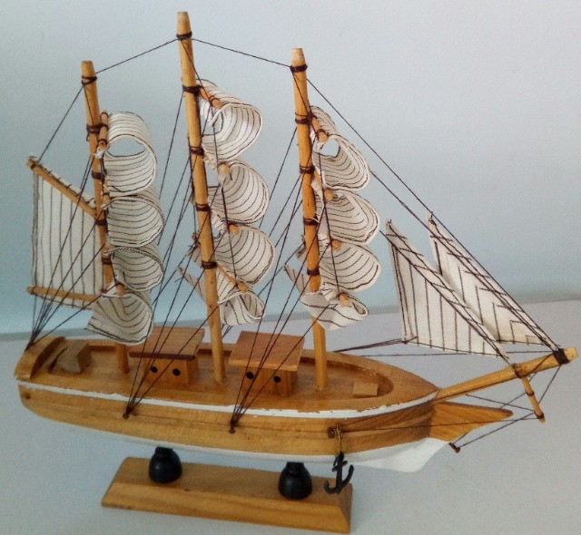 Mini Barco Decoração Colecionador Embarcação Caravela valor cada - Foto 5