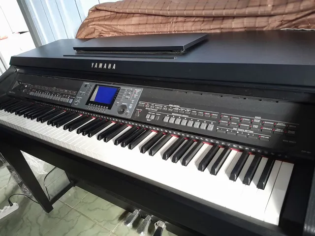 Piano Digital Yamaha Clavinova CLP-785B Preto Fosco 88 Teclas com