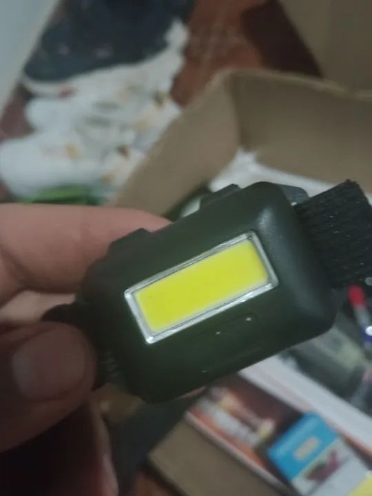 Mini Lanterna de Cabeça  - Foto 4