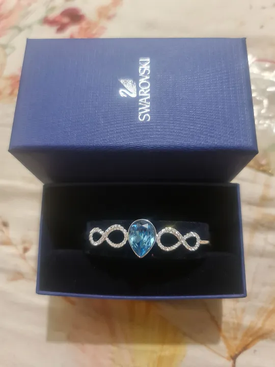 Pulseira Swarovski de prata com Pedra Azul