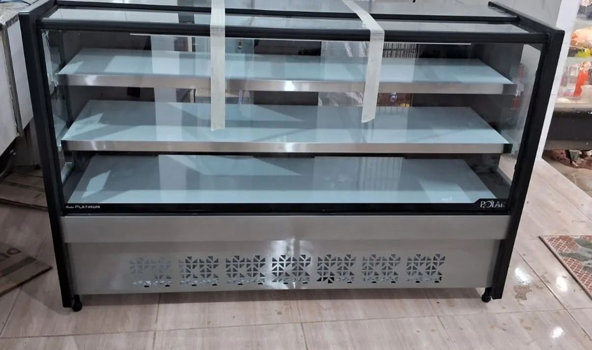 Vitrine Neutra Polar Platinum 1.75mt - Nova 