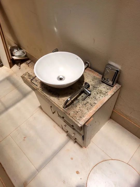 Pia de Sobrepor, bancada em Granito e armário. - Foto 2