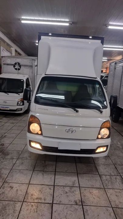 Hyundai Hr de vuc Kia bongo e Hyundai HR baú carroceria e refrigerado 2016