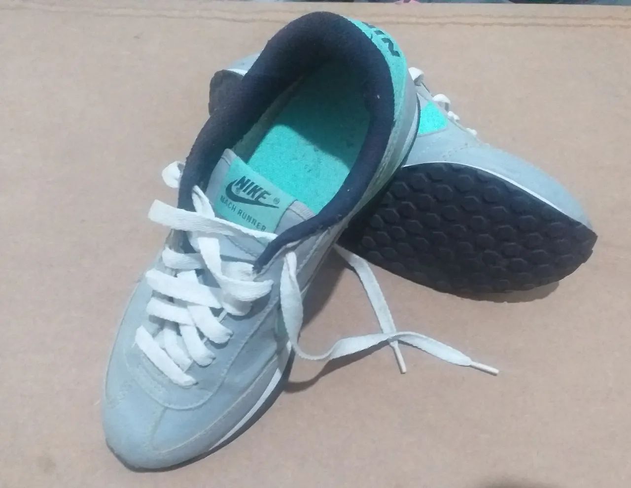 Tênis Nike Mach Runner - Cinza