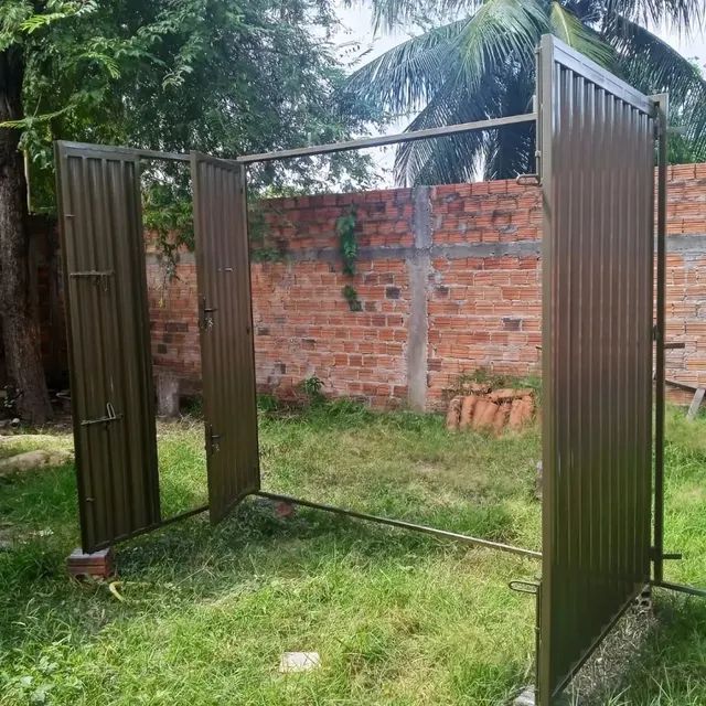PORTÃO DE DUAS FOLHAS MATERIAL GALVANIZADO METALÚRGICA JG 