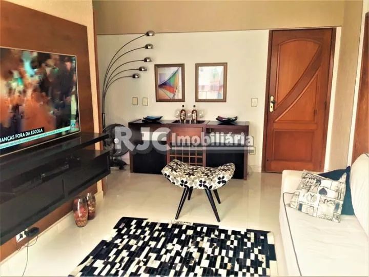 Apartamento de 63 metros quadrados no bairro Vila Isabel com 2 quartos