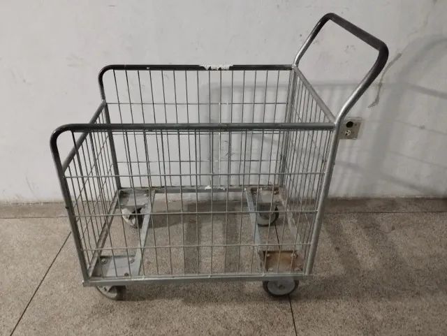 Carrinho de carga e descarga levar produtos em aco c rodas resistentes. kit 2 carrinhos  - Foto 4