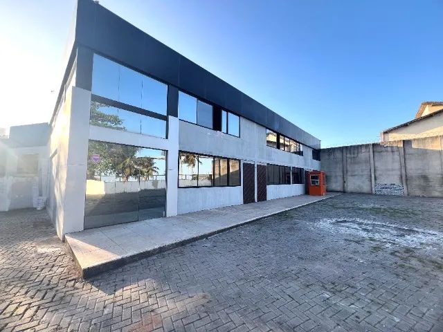 Alugo Imóvel Comercial na Enseada do Suá com 776m² e 35 Vagas - R$ 60.000,00