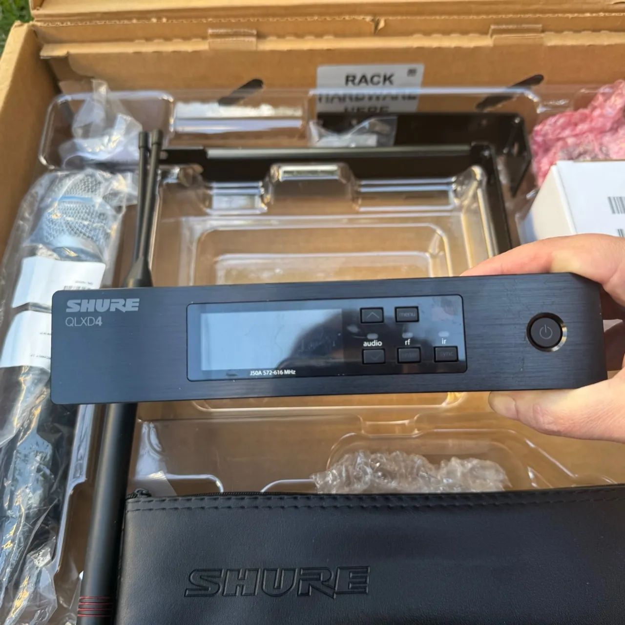 Microfone sem fio Shure QLXD4 BETA 87 A - Foto 2