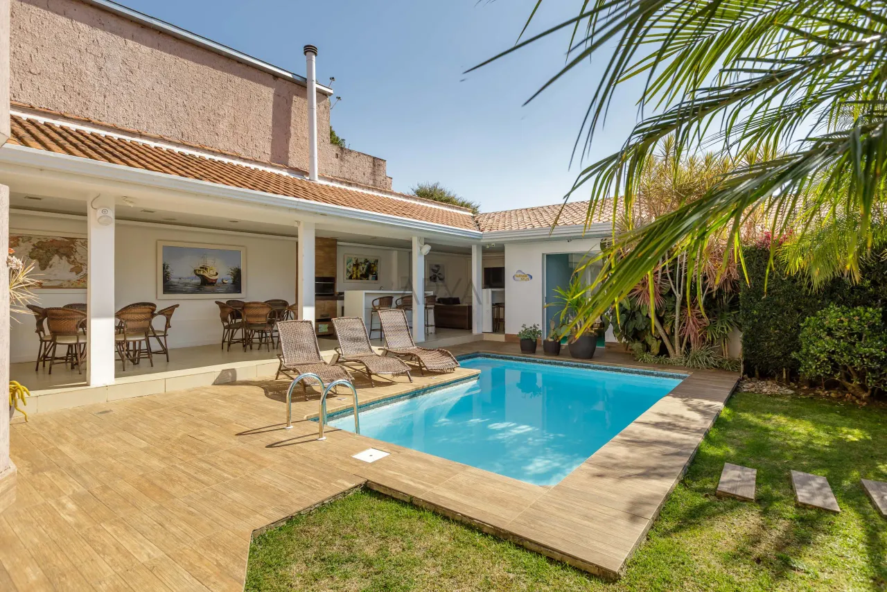 Casa à venda no Campo Comprido ARYA1