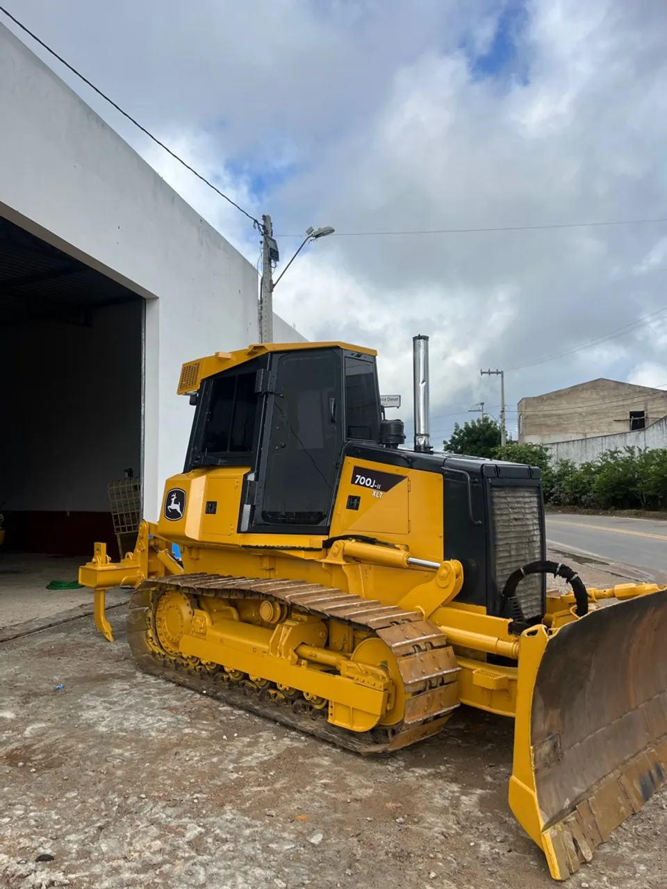 Trator de esteira 700j jhon dreere