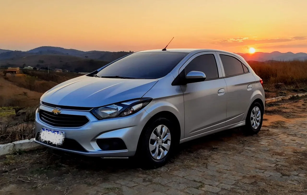 Onix LT 1.0 2019 - 77.000 KM