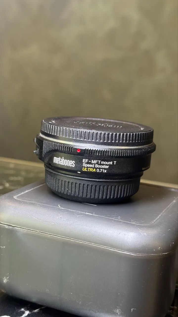 Metabones Speed Booster ULTRA 0.71x EF para Micro 4/3 (EF-MFT) - Gh6/Gh7/Blackmagic - Foto 5