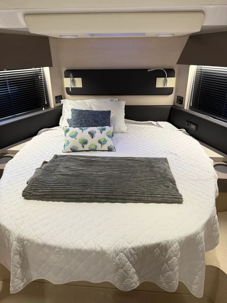 Azimut 560 - 2021 x2 Volvo D11 725 HP ñ Sessa Phantom Sedna Intermarine Real Triton - Foto 10