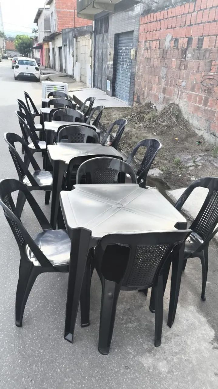 Cadeira e mesas de plástico  - Foto 3