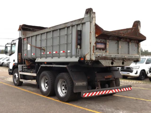 MERCEDES-BENZ ATEGO 2426 - 6X2 - 2022 - CAÇAMBA BASCULANTE 14m³ ROSSETTI - Foto 6