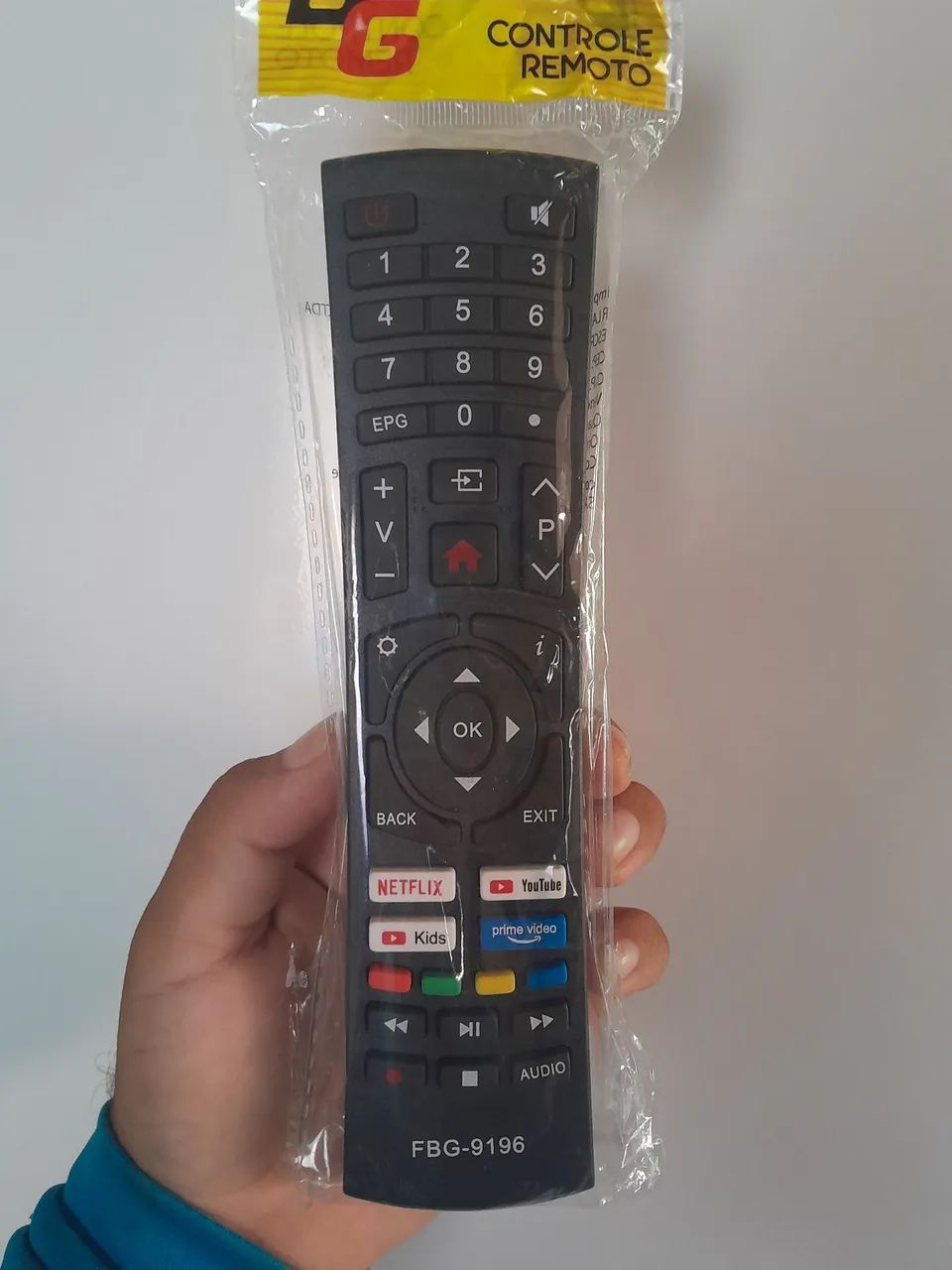 Controle de TV multilaser 