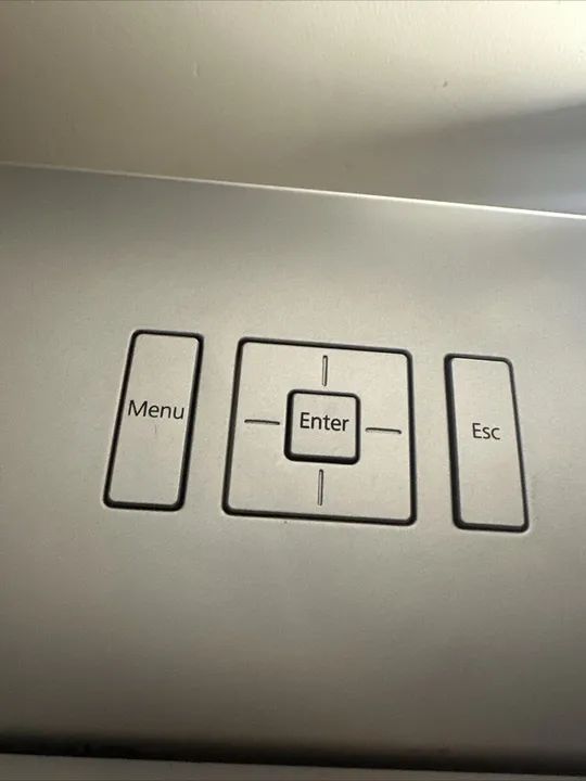 Projetor Epson 8350- LÂMPADA NOVA - ACOMPANHA TELA DE PROJEÇÃO - Foto 5