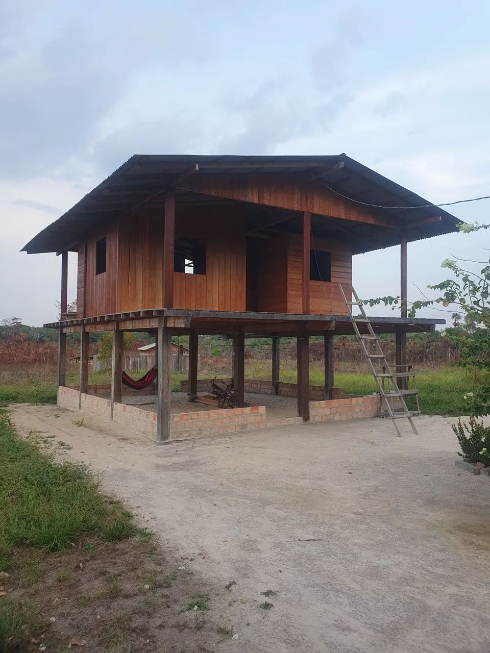 Vendo ou troca lote com 60 hectares na 432 a 18 km da vila Novo Paraíso(500). 