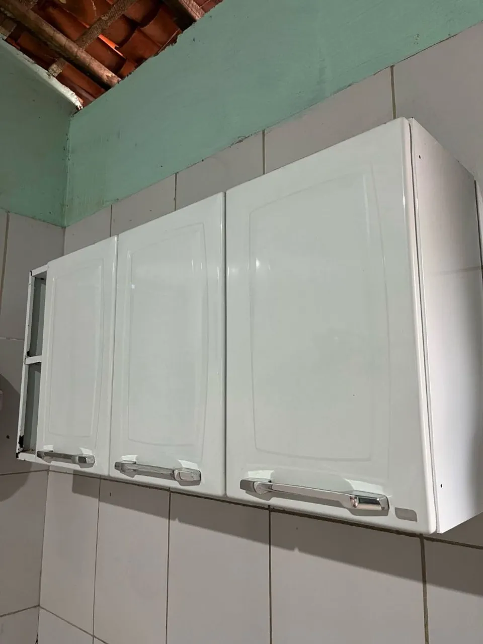 Armário de cozinha branco  - 3 portas valor 350
