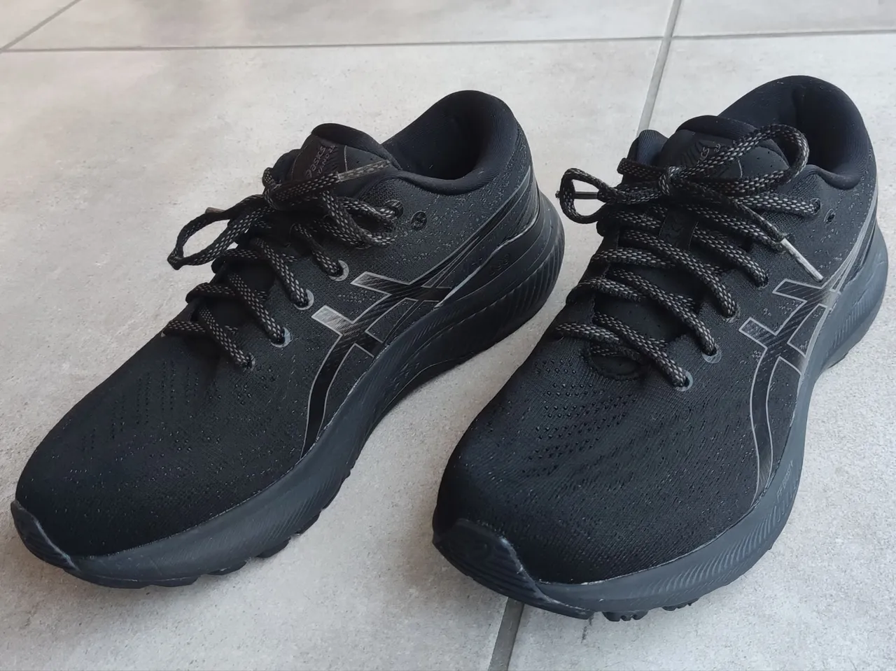 Tênis Asics Gel Kayano 29 Preto Tam 41 NOVO